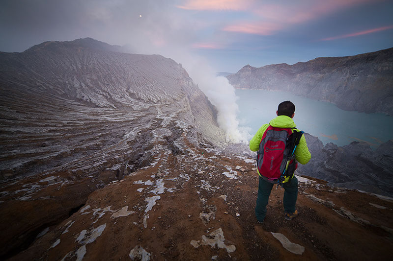 trekking-y-aventura-volcan-ijen